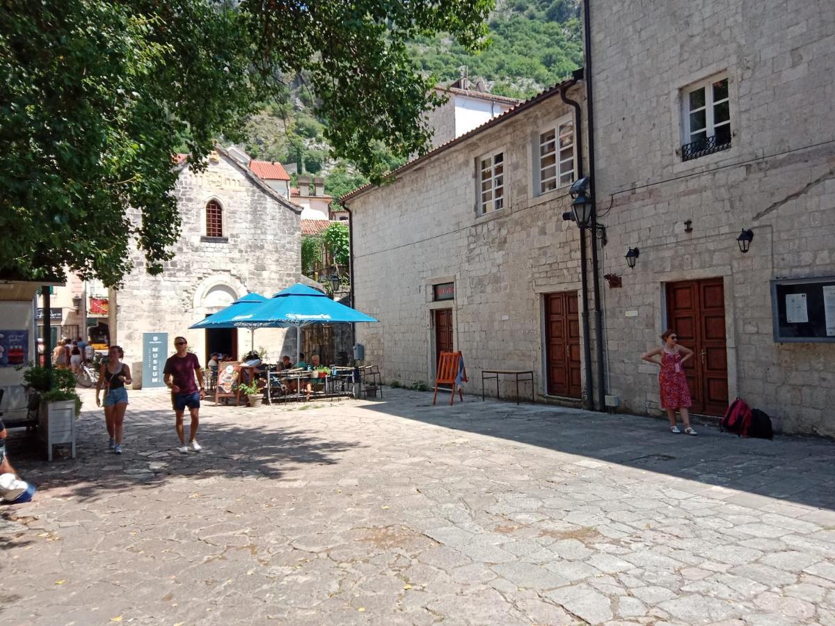 Centar Starog Grada Leilighet Kotor Eksteriør bilde